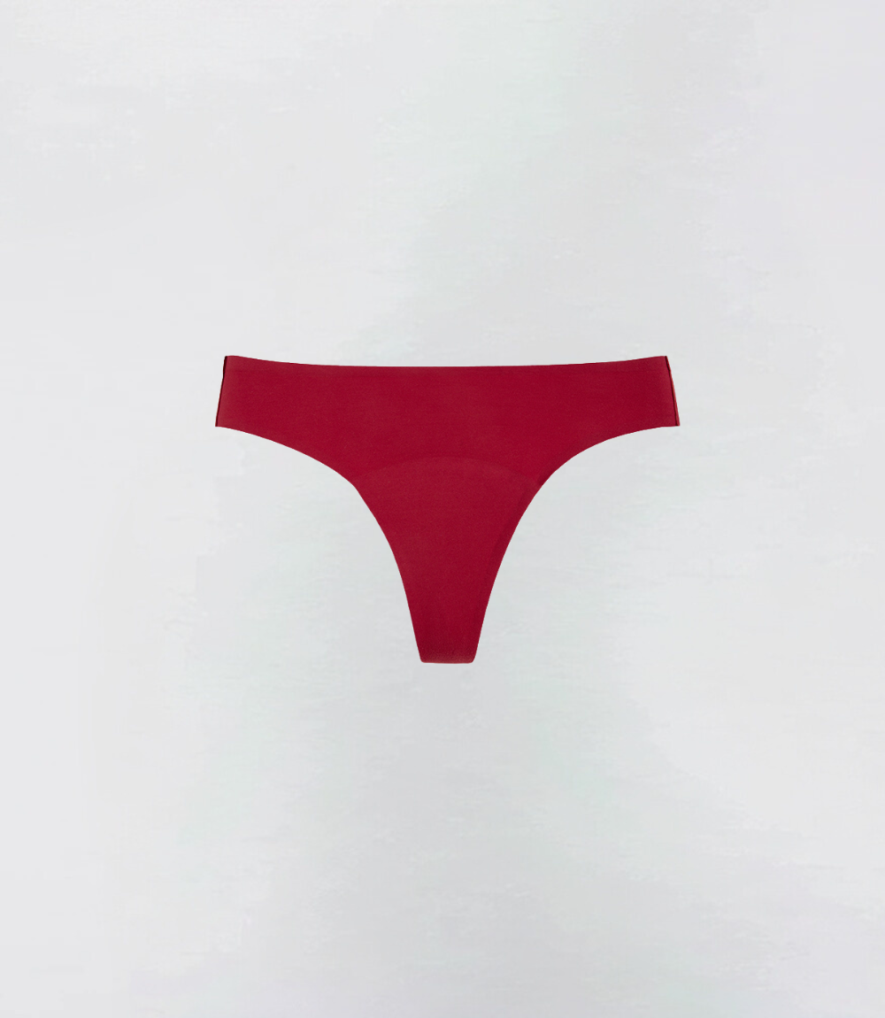 Naadloze Brazilian in rood, productfoto – Maysa